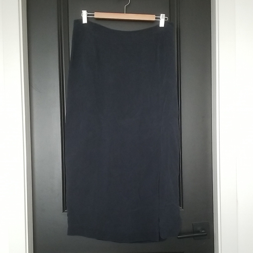 Peter Nygard 100% Silk Faded Navy Midi Skirt